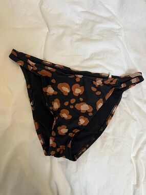 Shade and Shore Leopard Bottoms